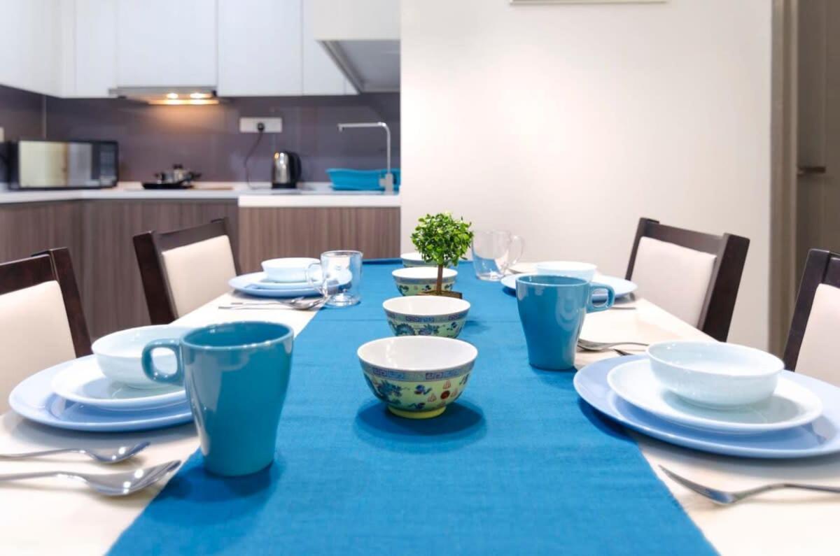 A Chic & Comfy Suasana In Apartment